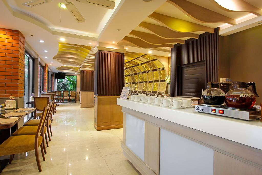 Rimnaam Klangchan Hotel - Sha Plus Чантабури Экстерьер фото